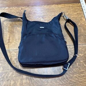 Travelon vacation anti theft crossbody black‎ purse